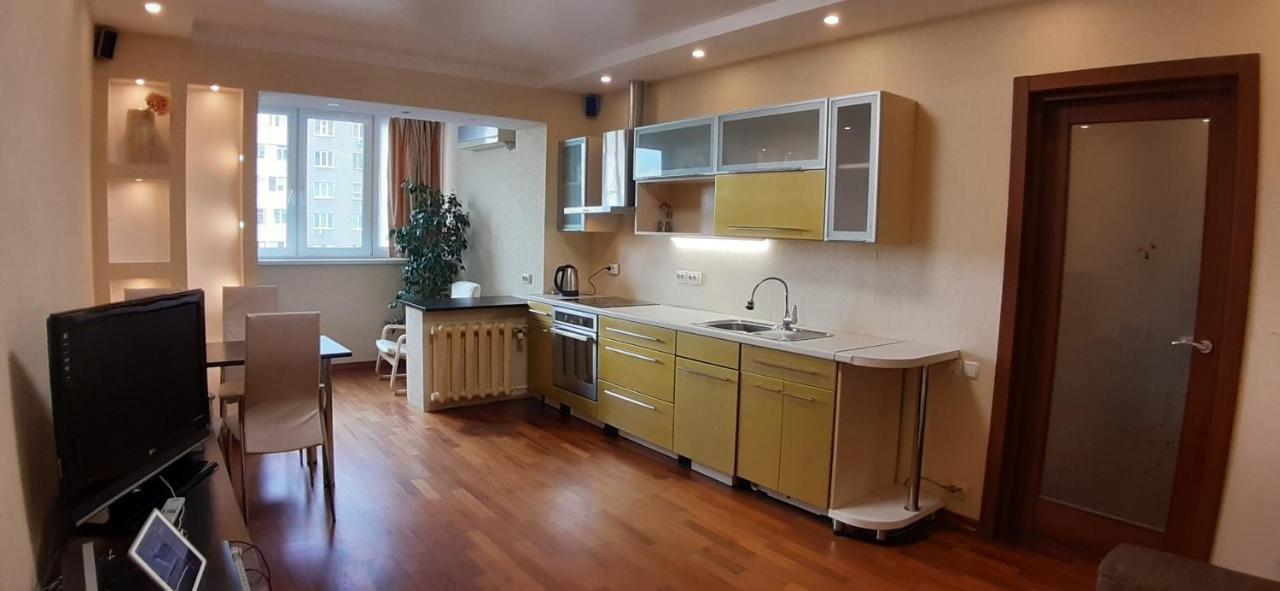 1/10 Вулиця Радунська Apartment Kiev Exterior foto