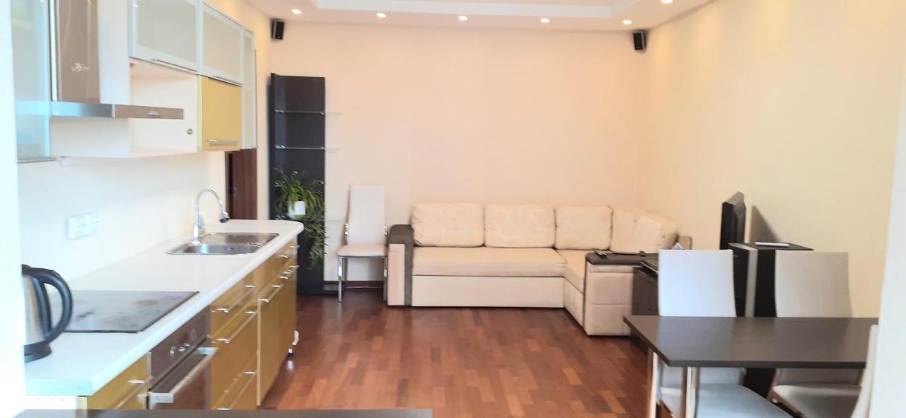 1/10 Вулиця Радунська Apartment Kiev Exterior foto